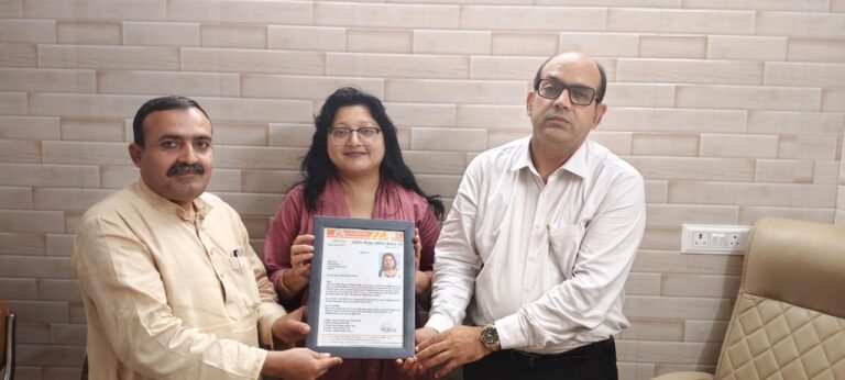 अम्बरीन मंजर बनीं राष्ट्रीय गौ रक्षा वाहिनी संघ की झारखंड प्रदेश अध्यक्ष, बधाईयों का तांता